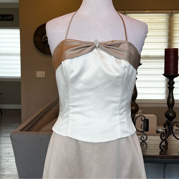 Alfred Angelo Bridesmaid Dress size 12 Halter Ivory Cafe Tan Beige Halter Long - Picture 15 of 16